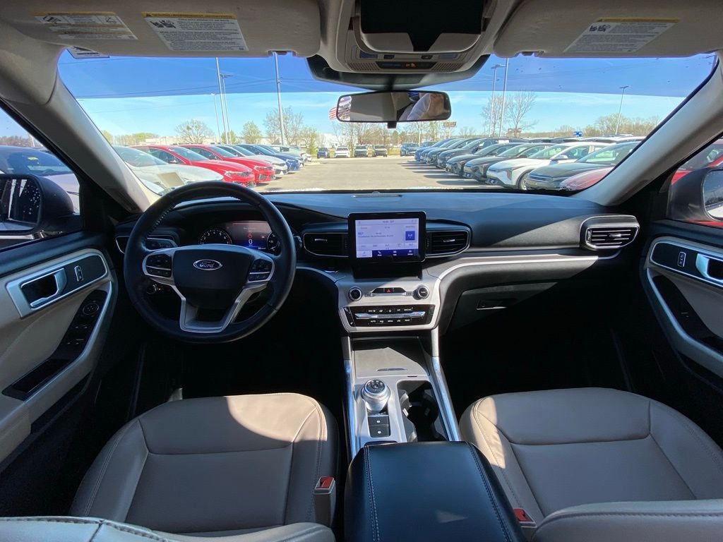 2022 Ford Explorer XLT ONE OWNER