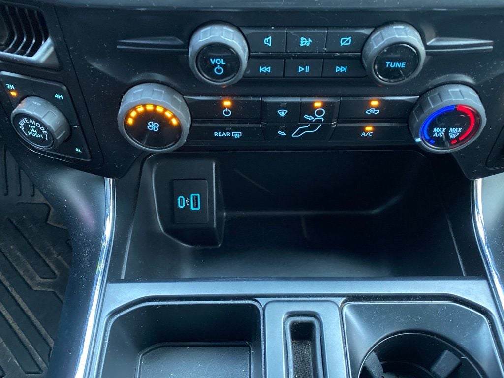 2024 Ford F-150 STX 4X4 / CLEAN CARFAX