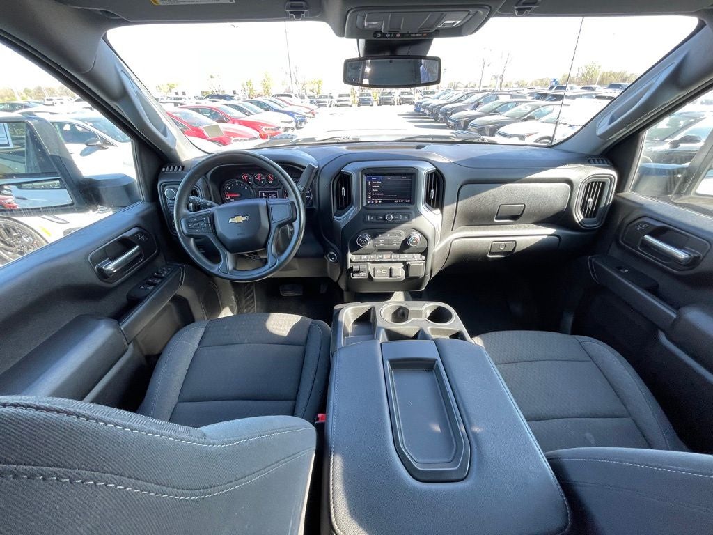 2024 Chevrolet Silverado 2500HD Custom