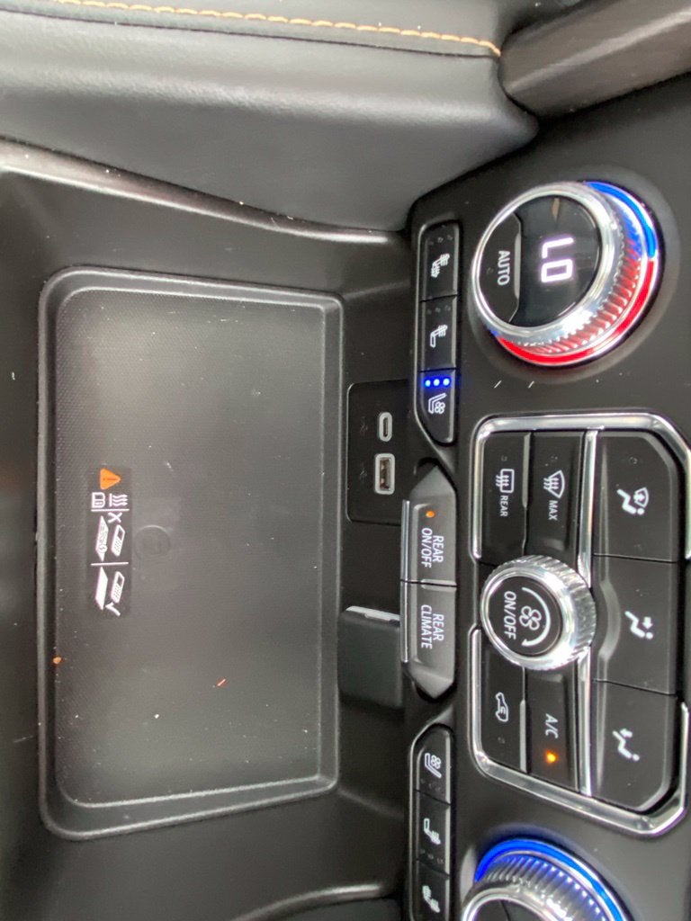 2023 GMC Yukon AT4