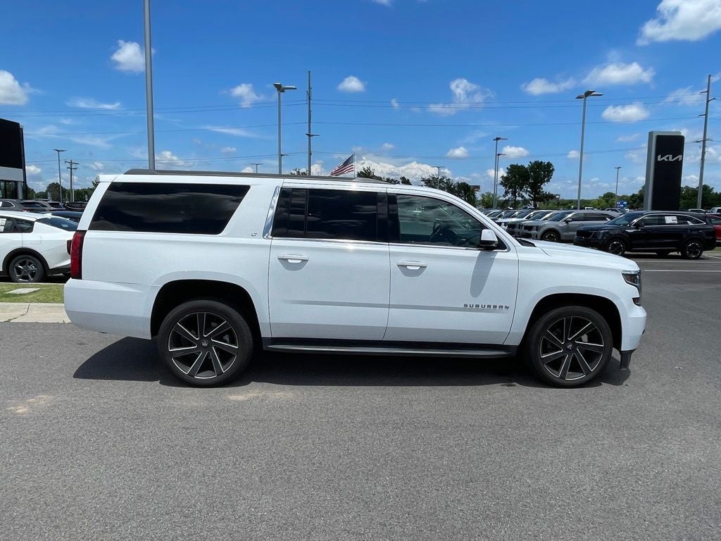 2018 Chevrolet Suburban LT HEATED SEATS / CLEAN CARFAX