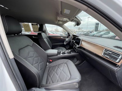 2025 Volkswagen Atlas 2.0T SE w/Technology ONE OWNER / HEATED SEATS