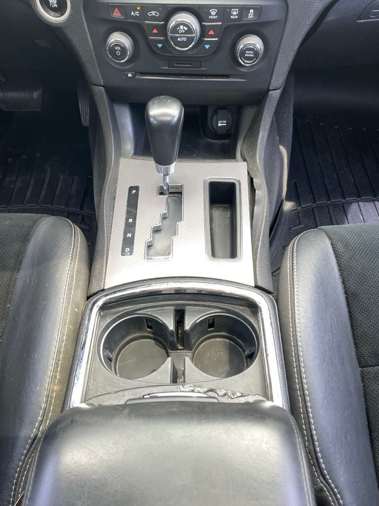 2014 Dodge Charger R/T HEATED SEATS / CLEAN CARFAX / NAV