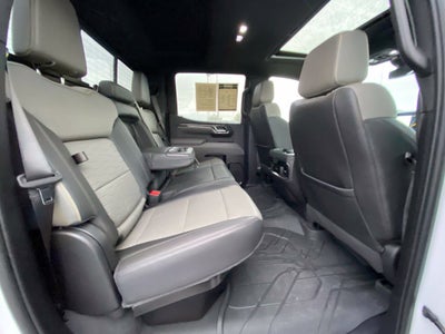 2024 Chevrolet Silverado 1500 ZR2 ONE OWNER / 4X4 / HEATED AND COOLED SEATS