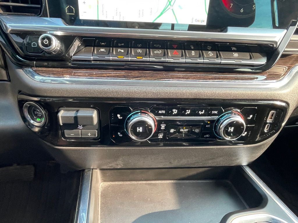 2023 GMC Sierra 1500 Elevation 4X4 / LEATHER / HEATED SEATS