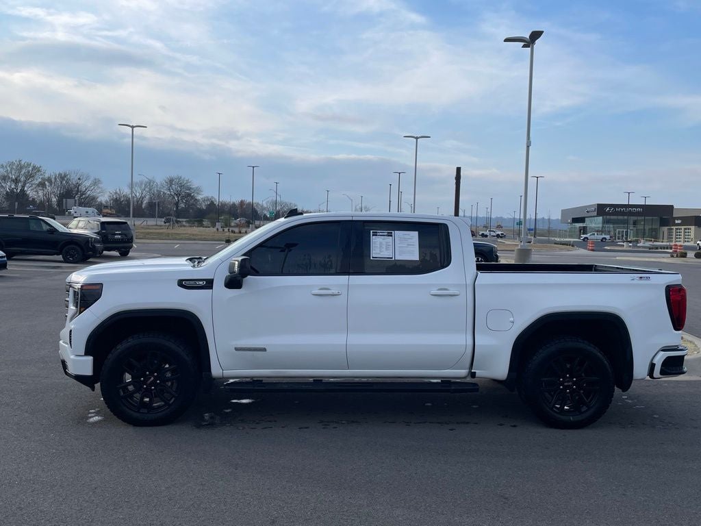2023 GMC Sierra 1500 Elevation 4X4 / LEATHER / HEATED SEATS