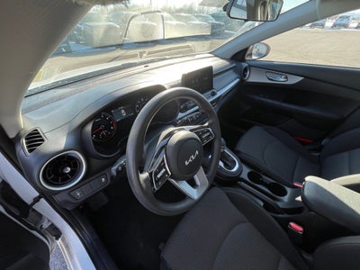 2024 Kia Forte LXS CPO / ONE OWNER