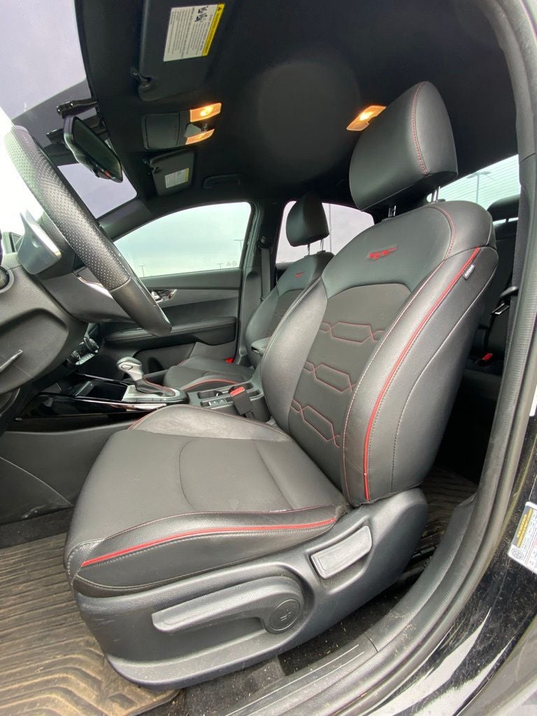 2024 Kia Forte GT ONE OWNER / CLEAN CARFAX / NAV