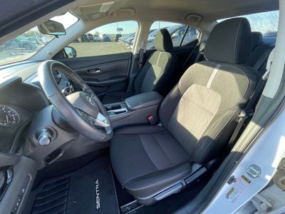 2022 Nissan Sentra SV ONE OWNER / CLEAN CARFAX