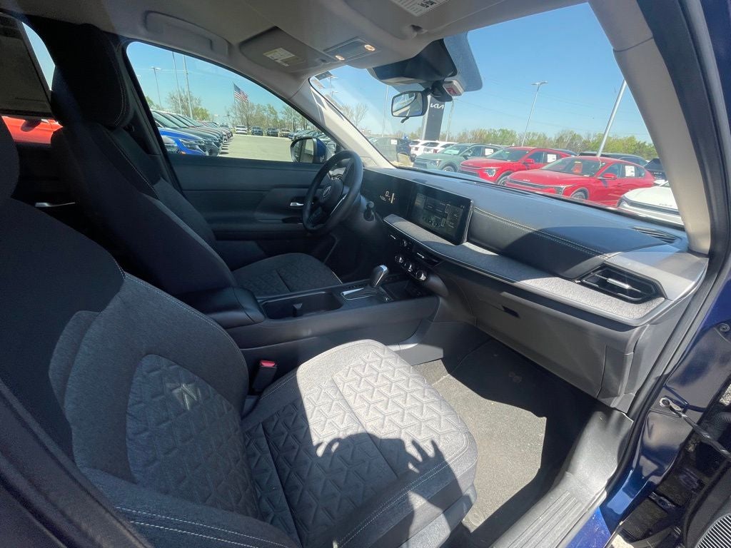 2025 Nissan Kicks SV ONE OWNER