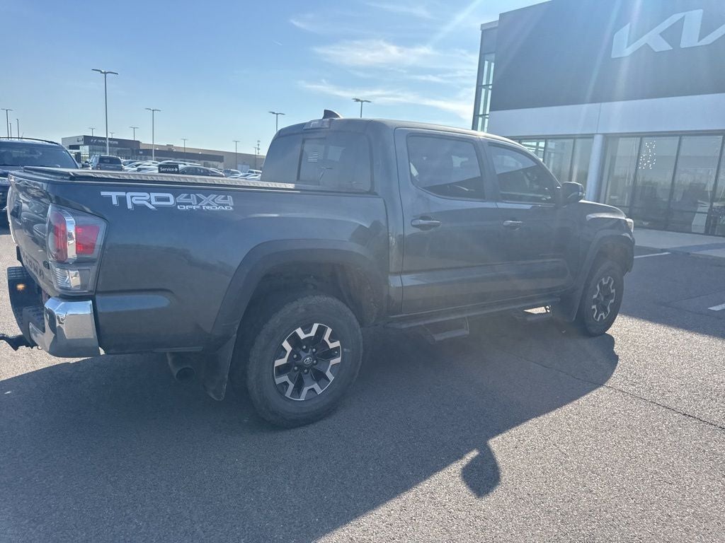 2021 Toyota Tacoma 4X4 / CLEAN CARFAX V6