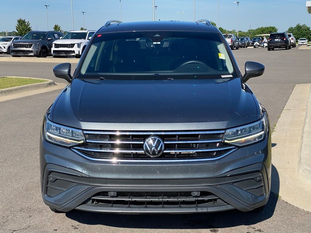 2022 Volkswagen Tiguan 2.0T SE MOONROOF