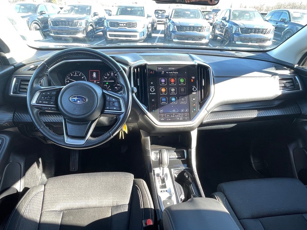 2023 Subaru Ascent Premium AWD / HEATED SEATS