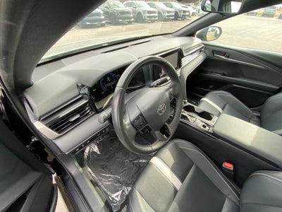 2025 Toyota Camry SE LEATHER / POWER SEAT