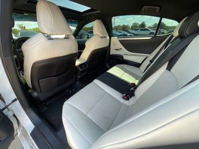 2021 Lexus ES 350 F Sport MOONROOF / HEATED SEATS / NAV