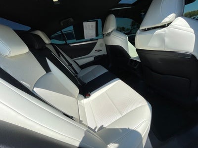 2021 Lexus ES 350 F Sport MOONROOF / HEATED SEATS / NAV