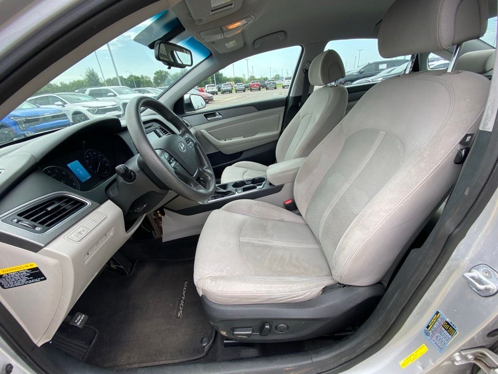 2015 Hyundai SONATA SE LOW PAYMENTS