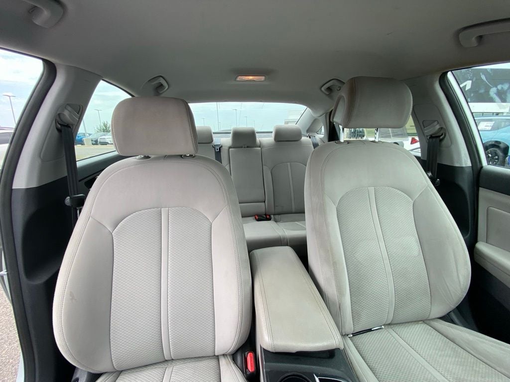 2015 Hyundai SONATA SE LOW PAYMENTS