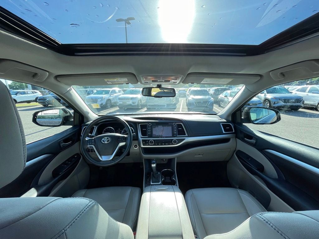 2016 Toyota Highlander XLE V6
