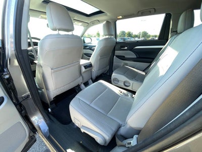 2016 Toyota Highlander XLE V6