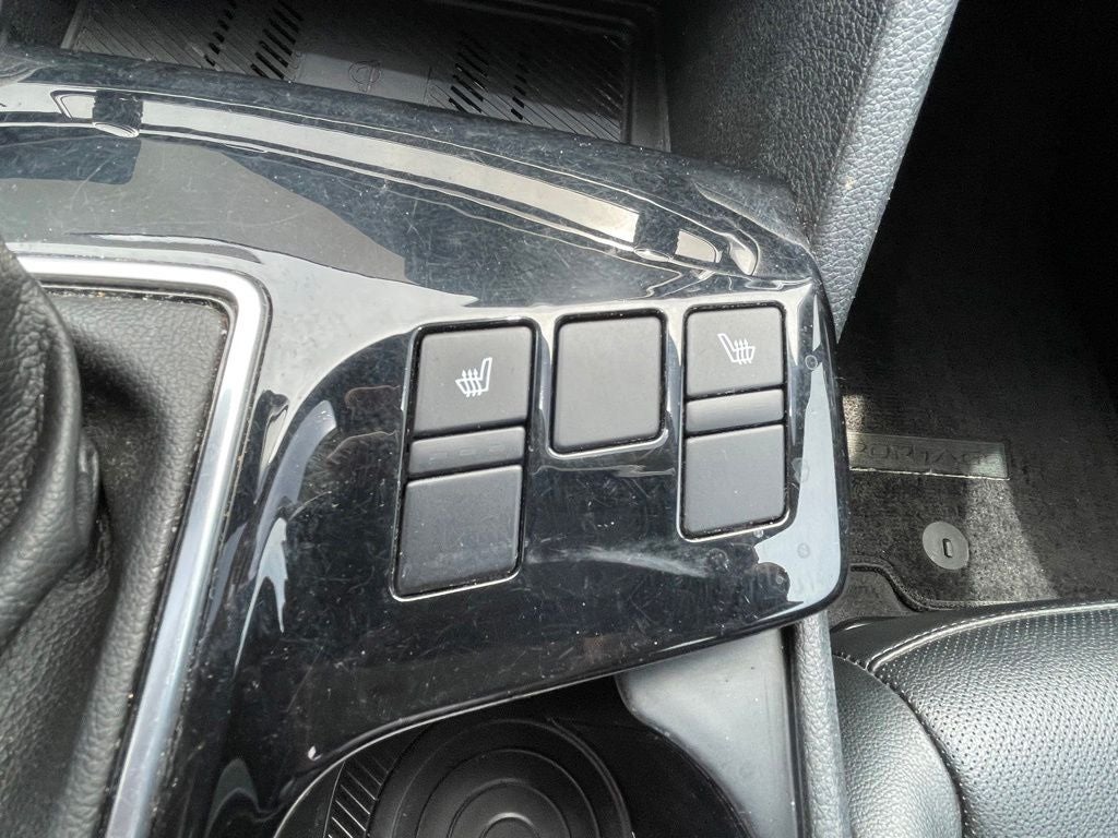 2024 Kia Sportage EX HEATED SEATS / LEATHER