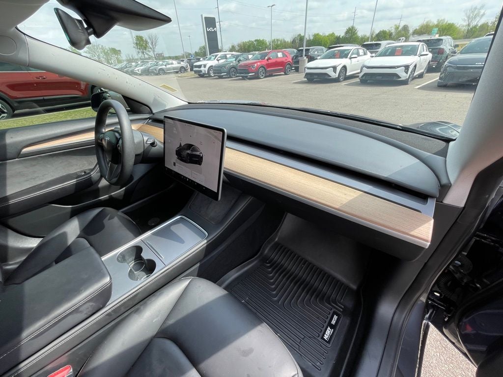 2023 Tesla Model 3 Base
