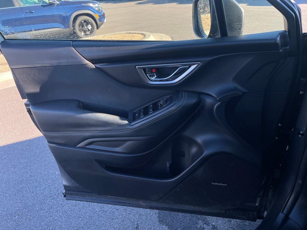 2024 Subaru Forester Premium MOONROOF / HEATED SEATS / AWD