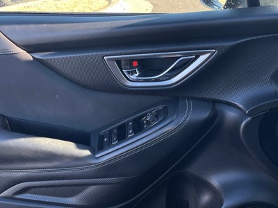 2024 Subaru Forester Premium MOONROOF / HEATED SEATS / AWD