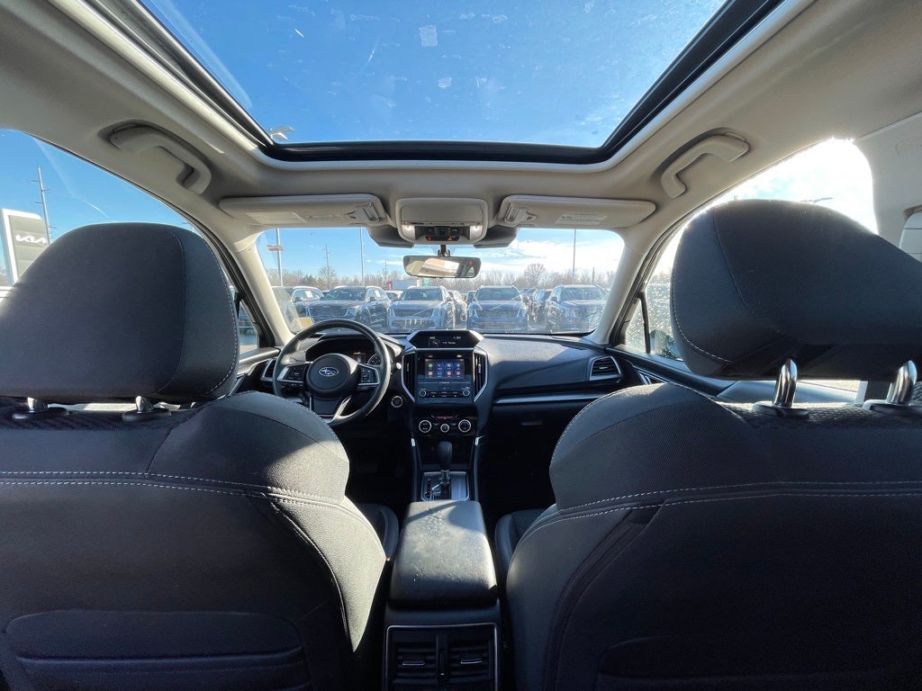 2024 Subaru Forester Premium MOONROOF / HEATED SEATS / AWD