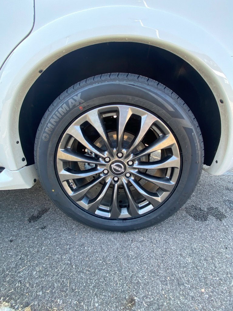 2024 Nissan Armada Platinum MOONROOF / HEATED SEATS / NAV