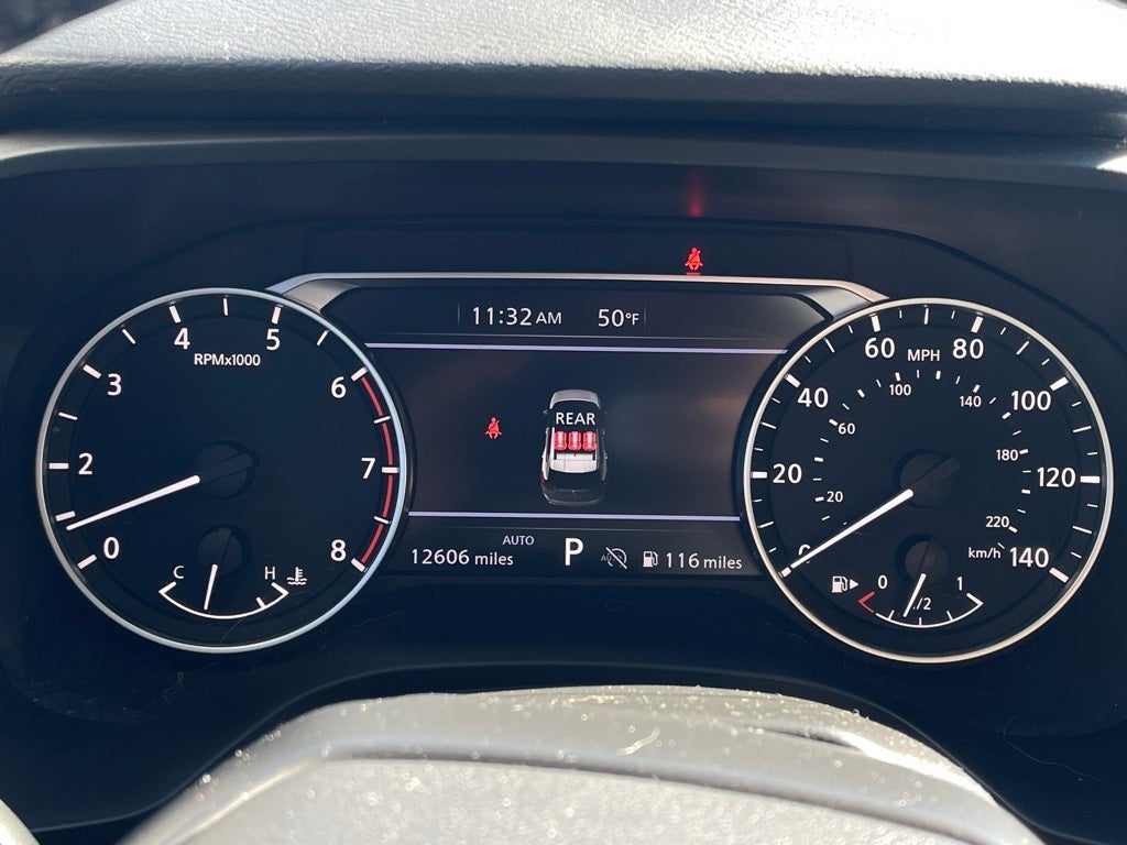 2025 Nissan Rogue SV AWD / ONE OWNER / POWER DRIVERS SEAT