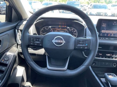 2025 Nissan Rogue SV ONE OWNER / CLEAN CARFAX