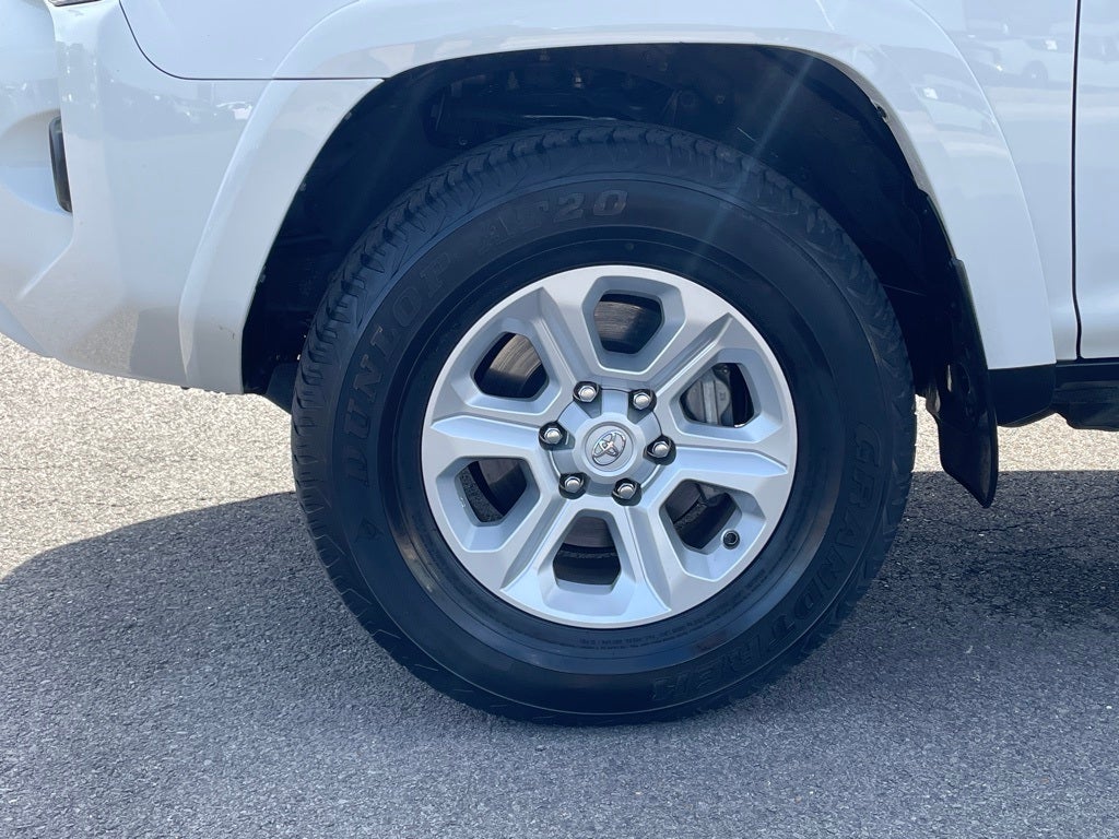 2023 Toyota 4Runner SR5