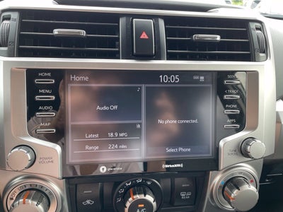 2022 Toyota 4Runner SR5 4X4 / KEYLESS ENTRY