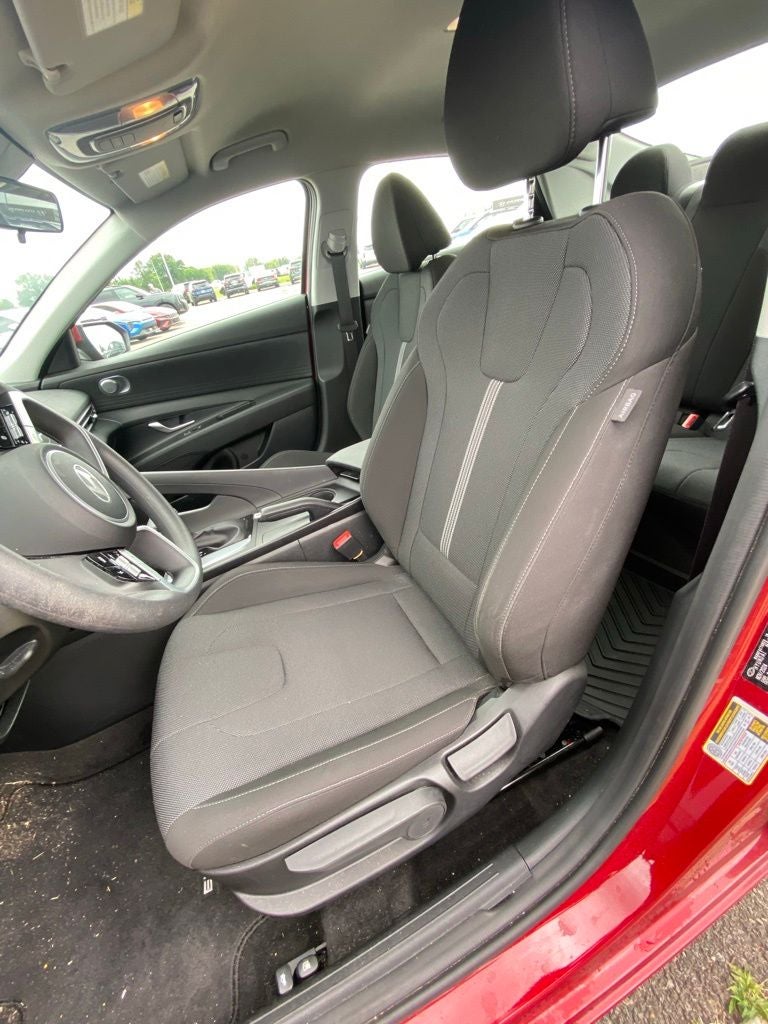 2025 Hyundai ELANTRA SE CLEAN CARFAX