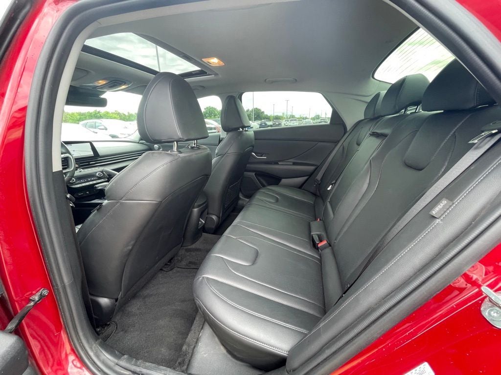 2024 Hyundai ELANTRA Limited NAV / CLEAN CARFAX