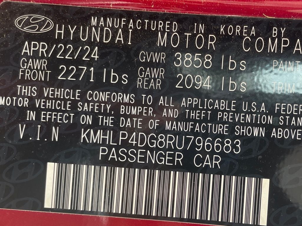 2024 Hyundai ELANTRA Limited NAV / CLEAN CARFAX