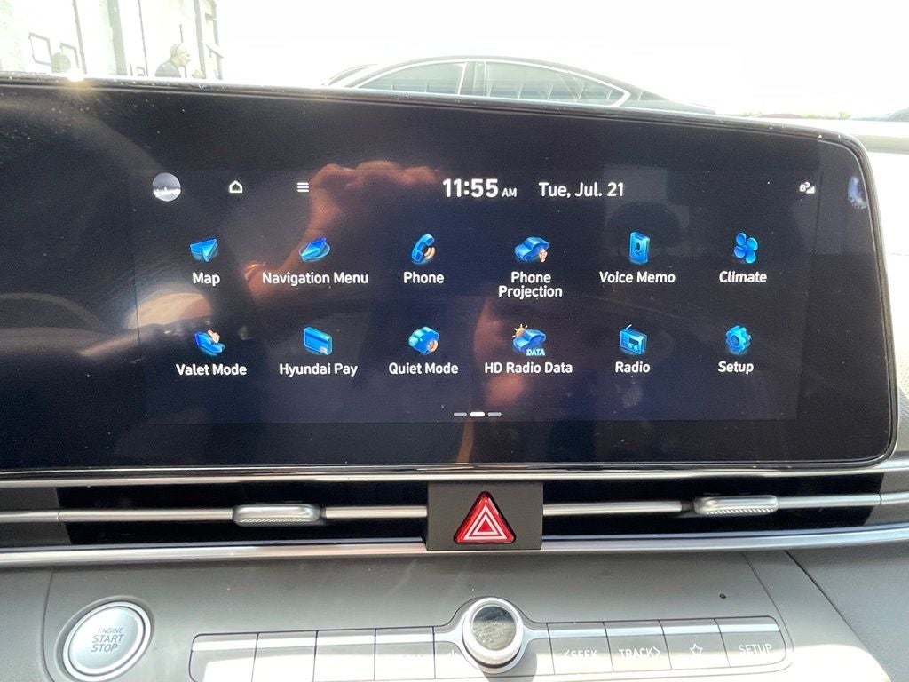 2024 Hyundai ELANTRA SEL NAVIGATION / HEATED SEATS