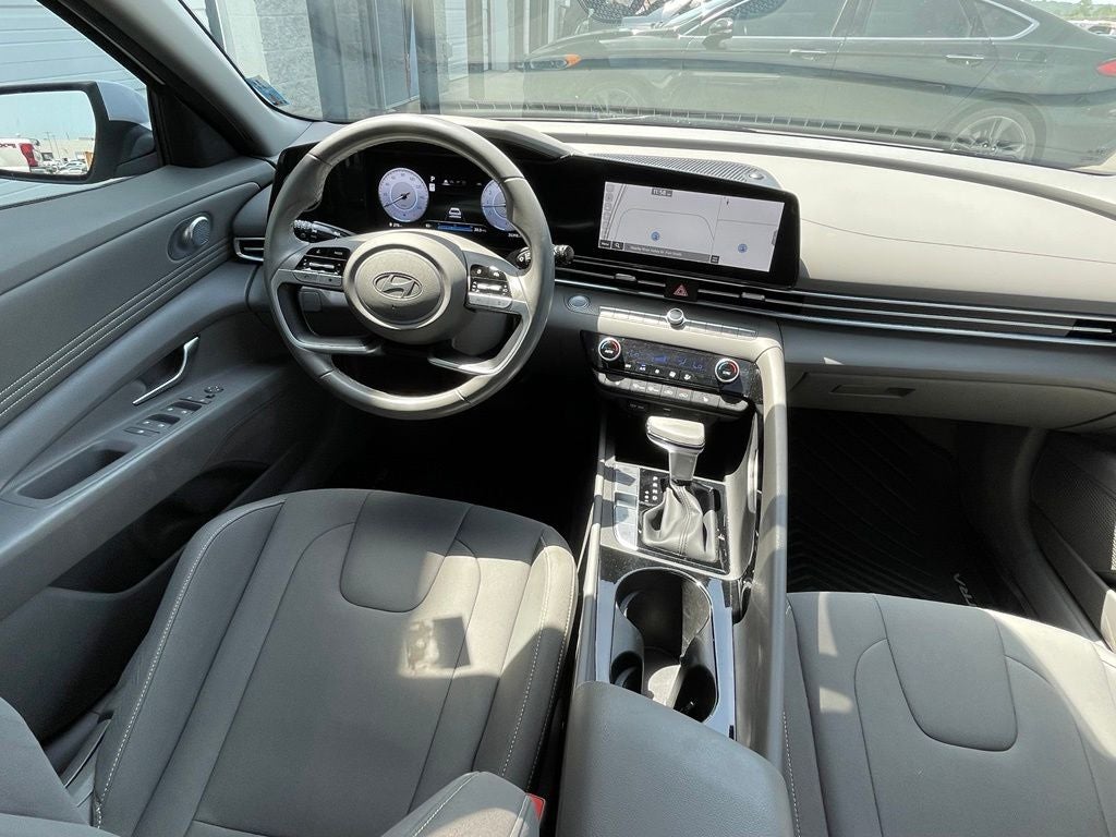 2024 Hyundai ELANTRA SEL NAVIGATION / HEATED SEATS