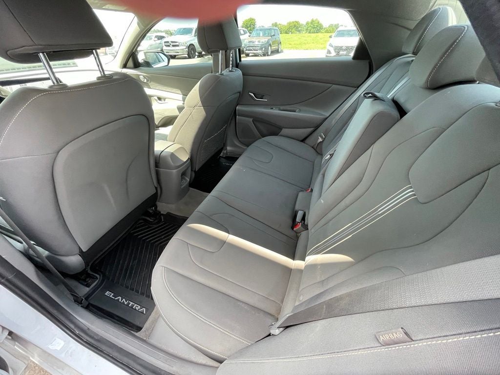 2024 Hyundai ELANTRA SEL NAVIGATION / HEATED SEATS