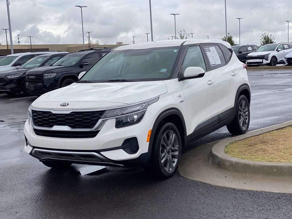 2021 Kia Seltos LX AWD / ONE OWNER / CLEAN CARFAX