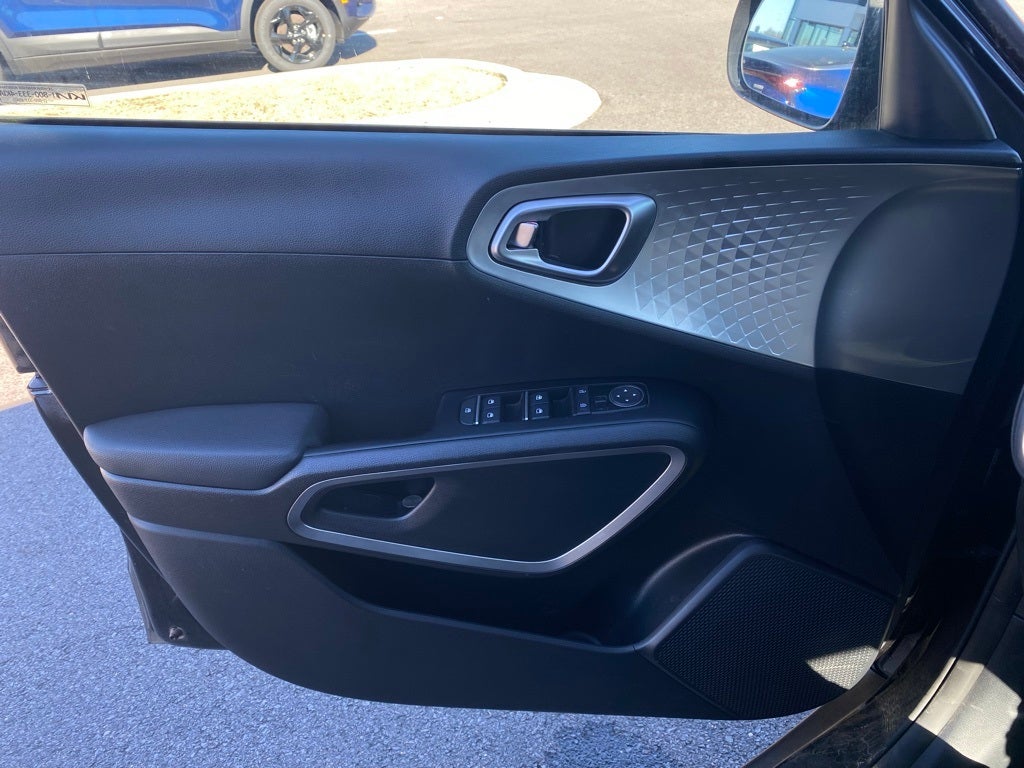 2023 Kia Soul LX CPO / ONE OWNER