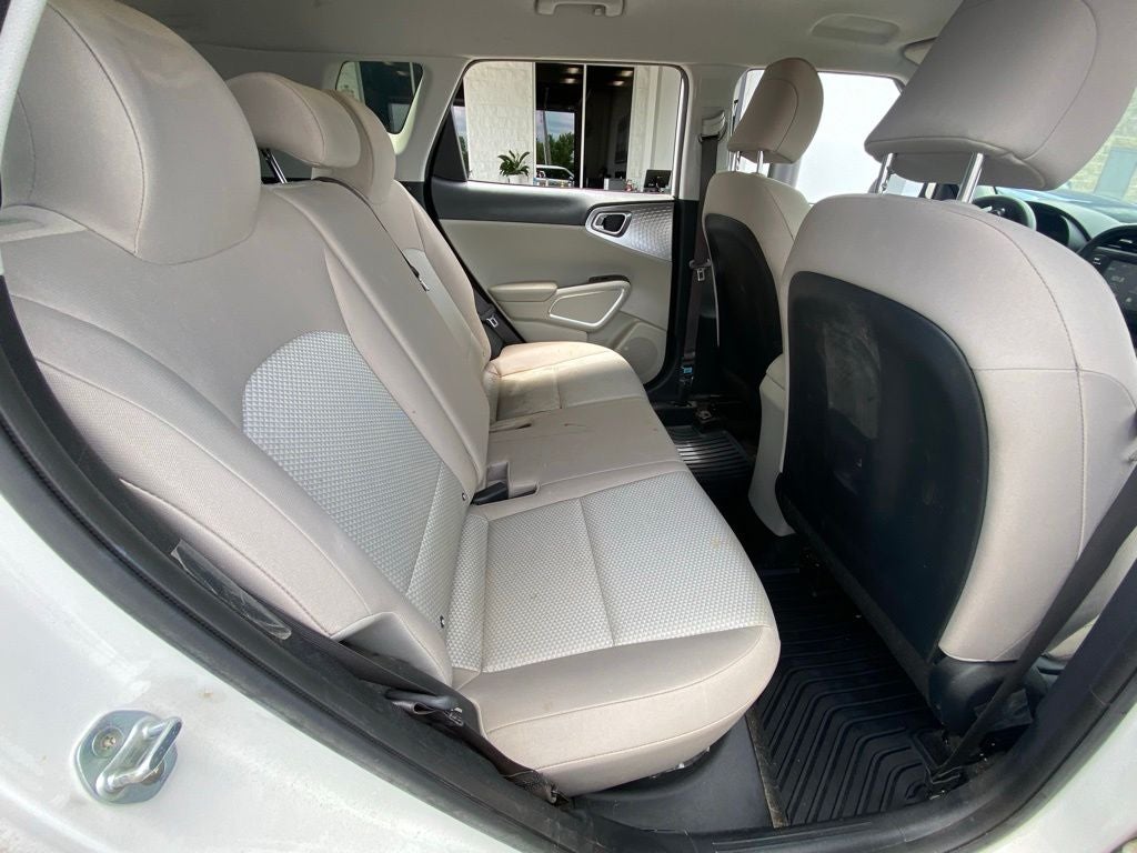 2021 Kia Soul LX ONE OWNER