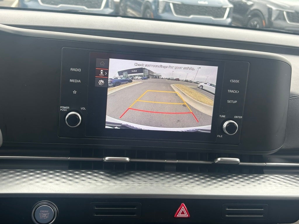 2023 Kia Carnival LX CPO / 3RD ROW