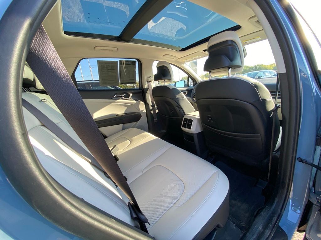 2026 Kia Sportage Hybrid EX MOONROOF / LEATHER / HEATED SEATS / NAV