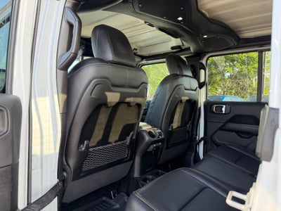 2025 Jeep Gladiator High Tide