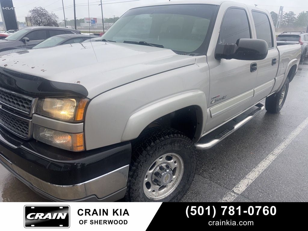 2005 Chevrolet Silverado 2500HD LS