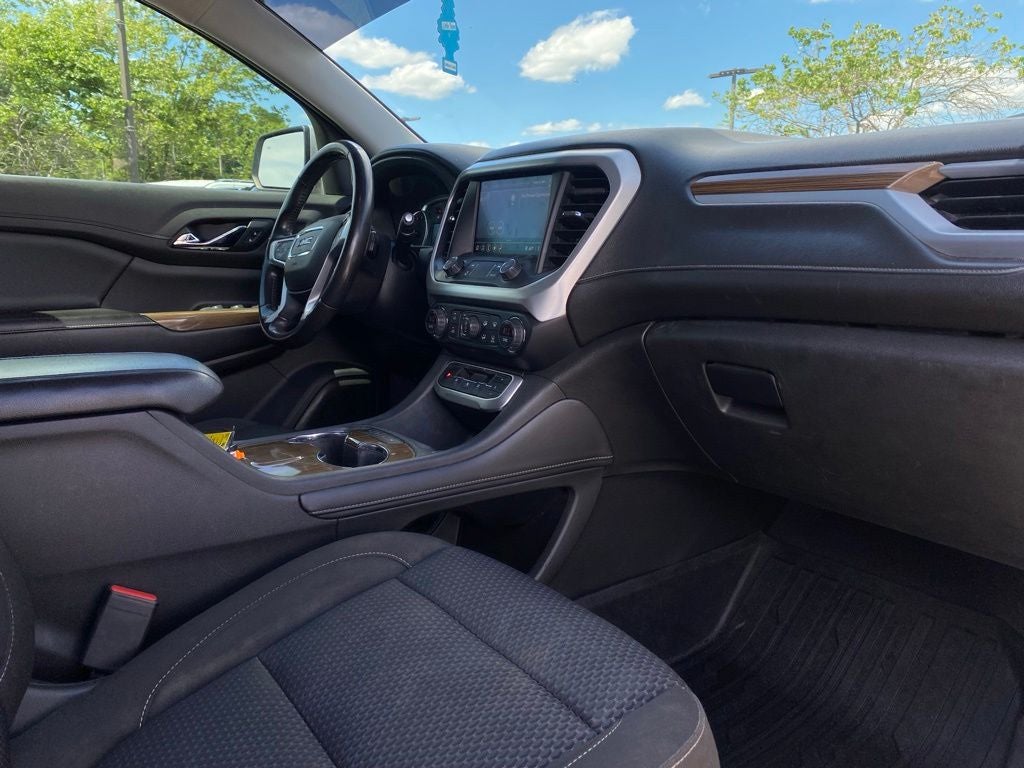 2020 GMC Acadia SLE