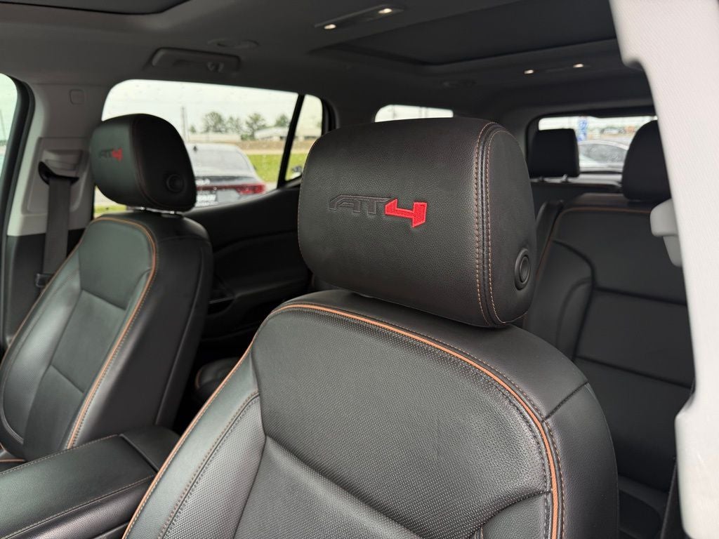 2022 GMC Acadia AT4