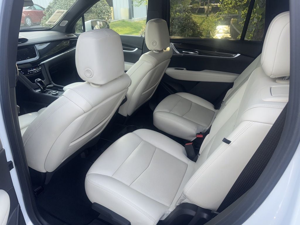 2023 Cadillac XT6 Sport